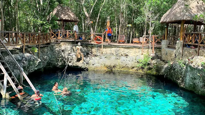 cenote-zacil-ha.jpg