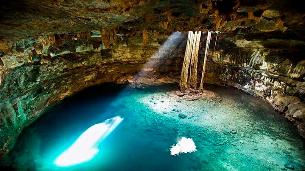 cuzama cenotes