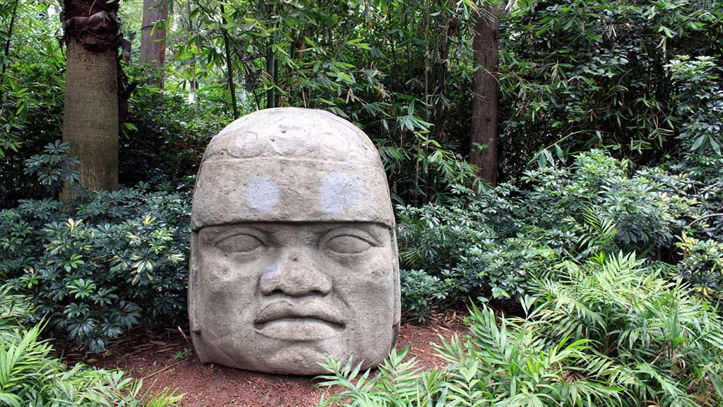 Cabeza Olmeca en el Museo de La Venta