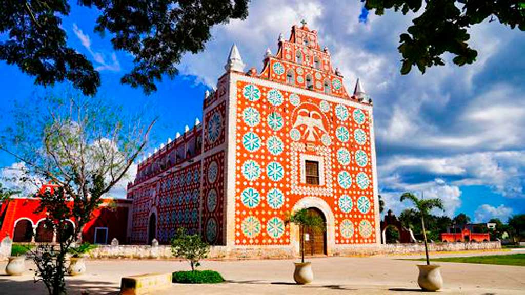 Iglesia de Santo Domingo de Guzmán en Uayma