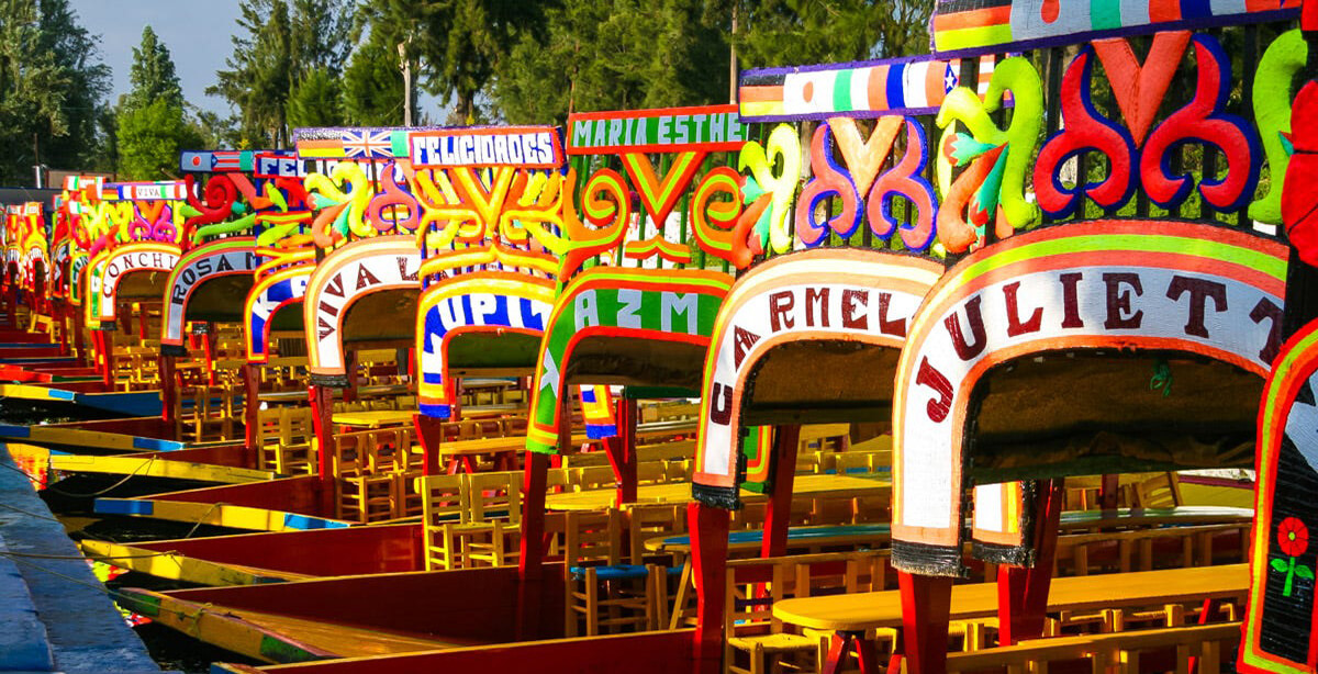 trajineras en xochimilco